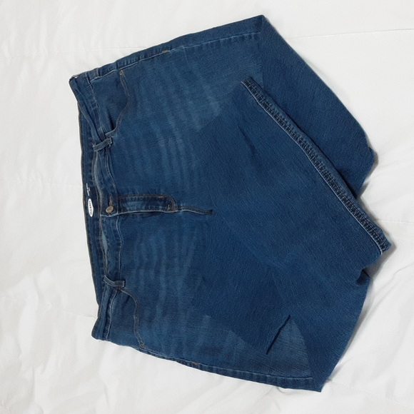 Old Navy 👖 blue jeans size 18 - Picture 1 of 4